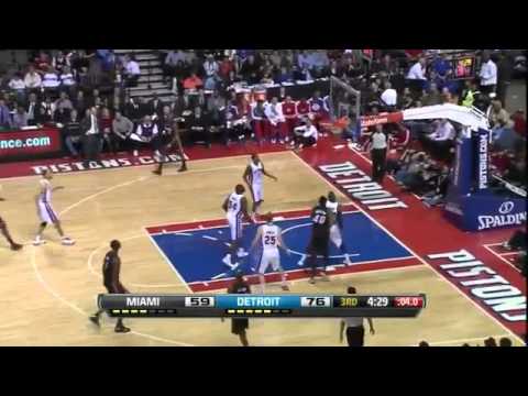 LeBron James 35 Points Heat vs Pistons Highlights 12_28_12