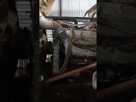 Video for Used 2000 Detroit Series 60 11.1L DDEC III Engine Assy
