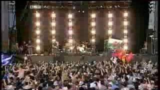 Kasabian - Stuntman (T In The Park, 10.07.2005)