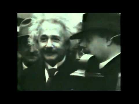 Einstein cracks joke