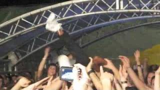 Skunk Anansie - On my hotel TV