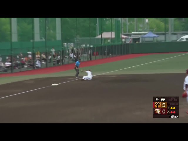 【ファーム】イーグルス・平良竜哉 三塁線難しい打球を処理し見事な送球でアウトを奪う!!  2024年7月14日 東北楽天ゴールデンイーグルス 対 読売ジャイアンツ