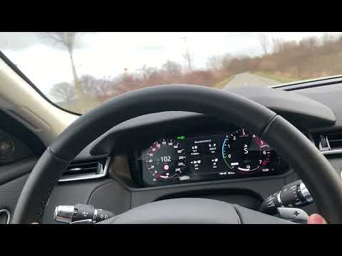 RANGE ROVER VELAR P400e 404PS 0-100 KM/H