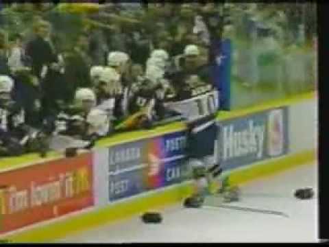 2004 Feb 11 Atlanta Thrashers vs Edmonton Oilers Brawl (goalie fight Nurminen vs Conklin)