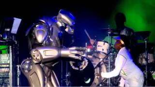 Basement Jaxx - Plug It In - ( V Festival 2007 Live )