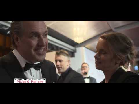 Premiere van Huisvrouwen Bestaan Niet