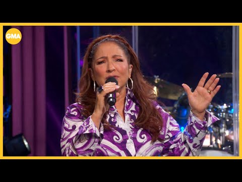 Gloria Estefan performs 'Rhythm is Gonna Get You'