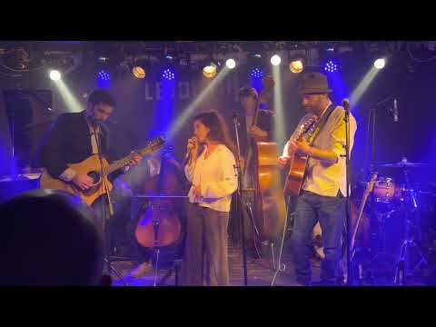 Gaya Yona & Tal Cohen Shalev - I Hope That I Don't Fall In Love With You (Tom Waits Cover)