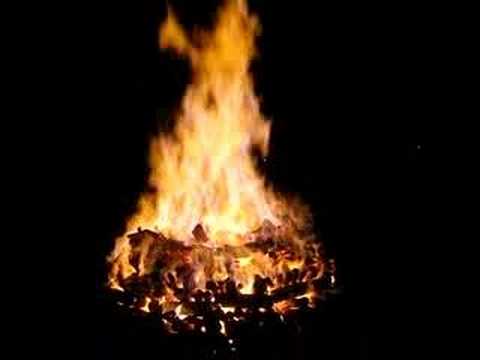 FOGUEIRA DE SANGO TITO DE ÓMÓLU