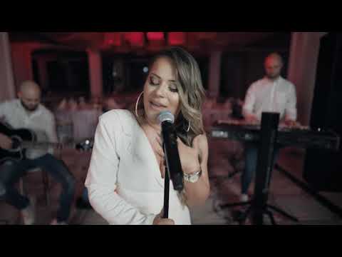 Ultimatum band - Moje je ime sreća (Ivana Selakov) live