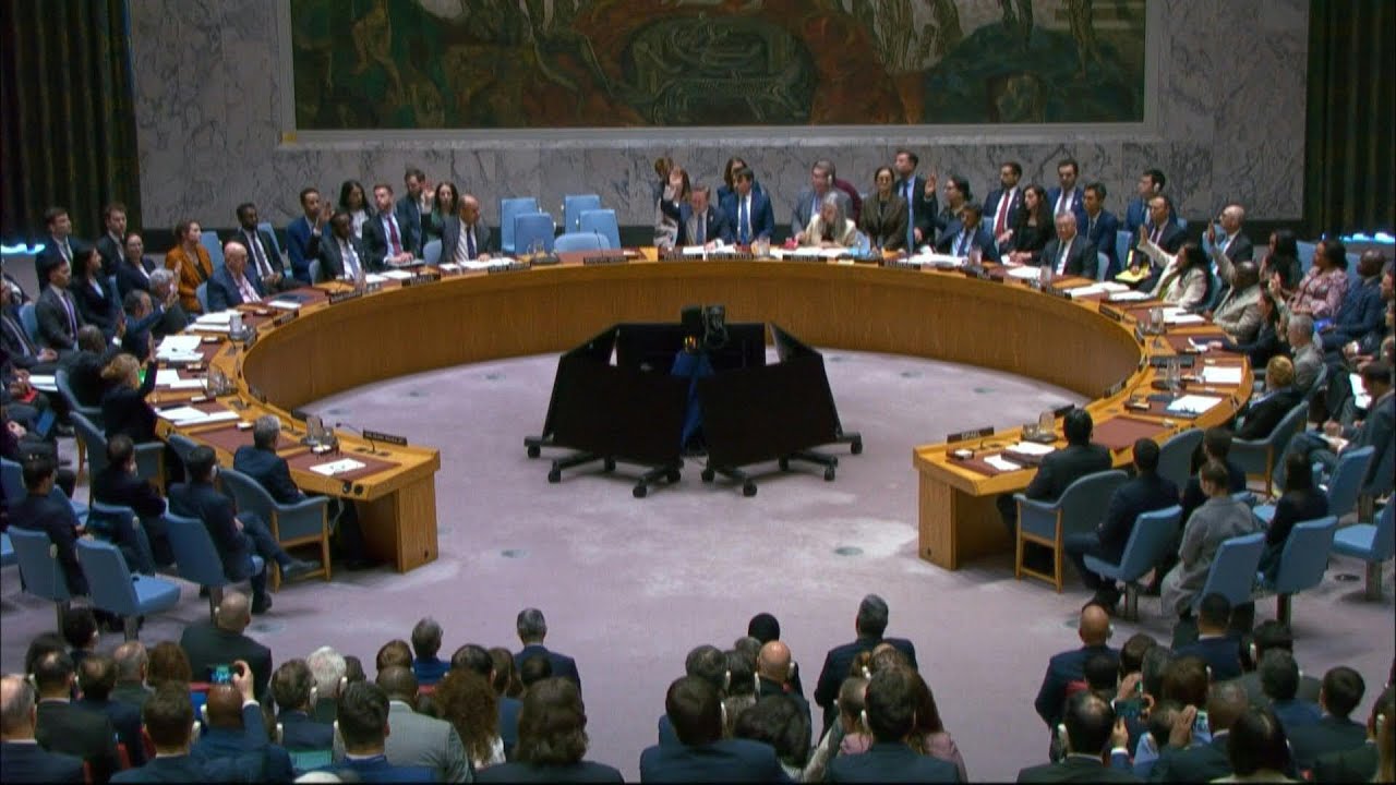 Video | UN Security Council demands Iran halt attacks on Gulf states | AFP