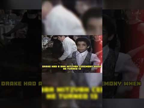 Young Drake at a Bar mitzvah!🤣🕺