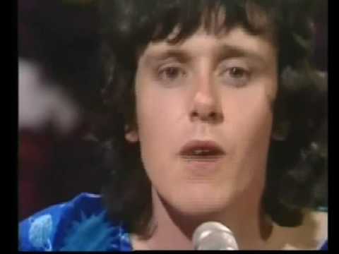 Donovan in Concert - Jennifer Juniper