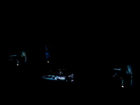 Video thumbnail for Suzanne (Live in Dublin)