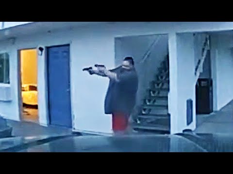 Suspect Fires 2 Guns Simultaneously During Shootout With Police