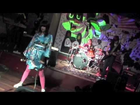 Dull Life (Yeah Yeah Yeahs cover) video thumbnail