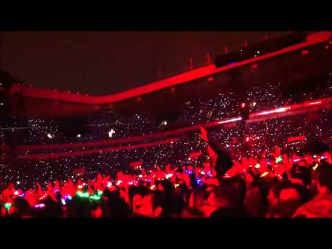 Coldplay - Clocks [Stadium of Light 07/06/12]