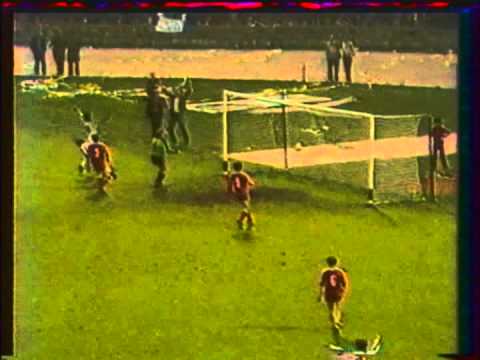 1984 (Sept. 19) Dukla Banska Bystrica (Czech.) 2-Borussia M'Gladbach (W.Germany) 3 (UEFA Cup).mpg