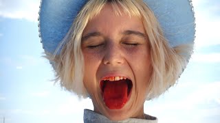 Sophia Kennedy – “Cat On My Tongue”