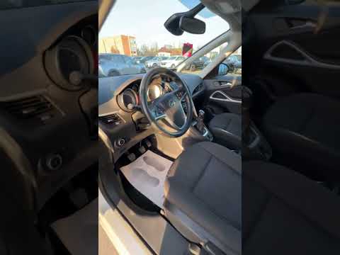 фото opel zafira c 0