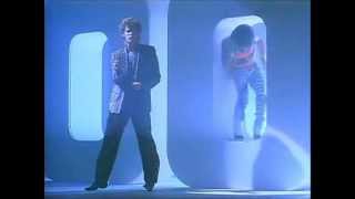 Daryl Hall and John Oates - OUT OF TOUCH