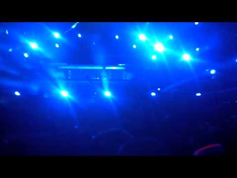Sebastian Ingrosso- Calling (Lose My Mind) EDC Las Vegas 2012