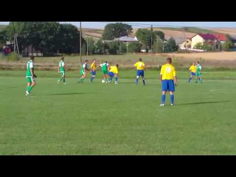 Gol w meczu Cobra Wężerów z Strumyk Jakubowice