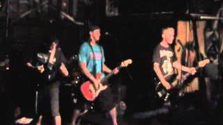 Sloppy Job - Dinkas When I Close My Eyes ( Against All Authority cover)