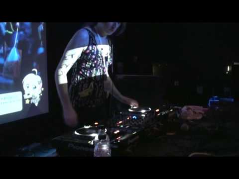 DJ Tyujia - Live Hardcore Rave @ Amecon 2012