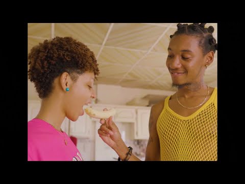 Leno Banton - Piña Colada (Visualizer)