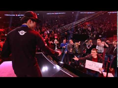 Faker baiting the fans SKT vs KOO Worlds Final 2015