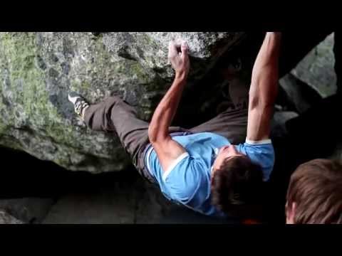 Bouldering : Hoya Moros - Indartsu 8b+ (Stephane Hanssens)