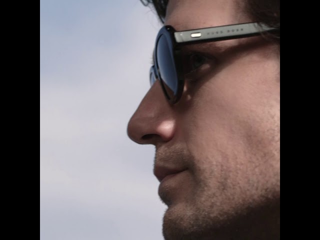 Vídeo relacionado con BOSS Gafas de Sol 1724/S BLACK GOLD/GREY SHADED 55/19/150 hombre
