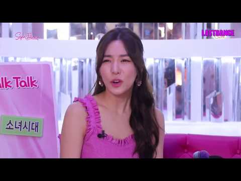 [Compilation] Tiffany's obsessive love for pink