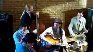 Little Walter &#39;s - Tell me Mama - Blues Harmonica