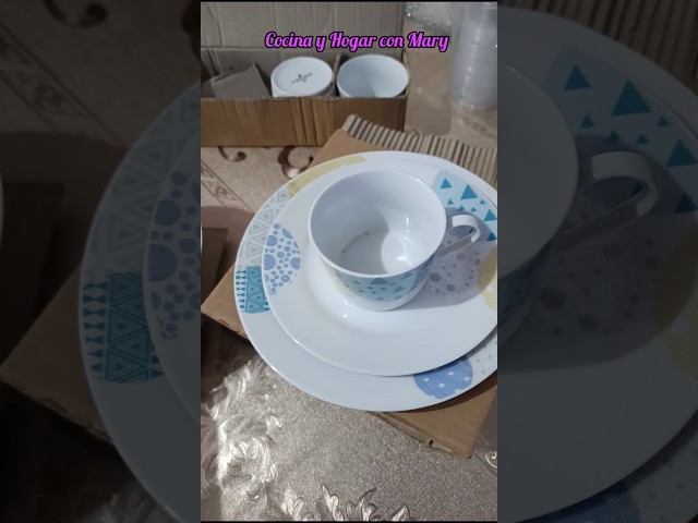Vídeo relacionado con MestectPET 56 Piezas Vajilla Verde Salvia para Fiestas, Platos Vasos y Servilletas de Papel para 16 Invitados, Ideal Juego de Vajilla para Cumpleaños Bodas Aniversario Baby Shower Barbacoas