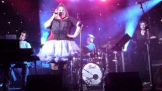 Casey Donovan Big Beautiful & Sexy.wmv