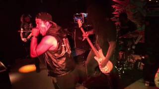 In dying arms live bathed in salt