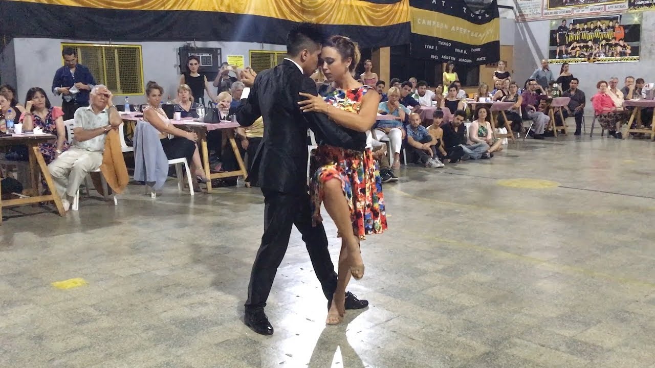 Krishna Olmedo y Gaby Mataloni en La milonga del Morán Diciembre 2017 3/4