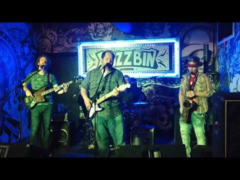 Concert #332. Chemical Wonders Number.