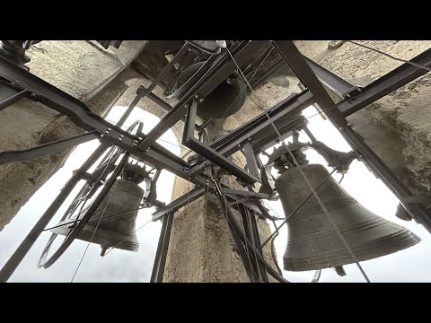 Italy [4K] Bells rung with mechanical keyboard in Tremenico