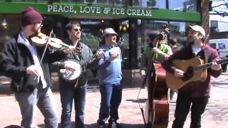 String FIngers Band - Busking In Burlington - Church St. - Down the Road