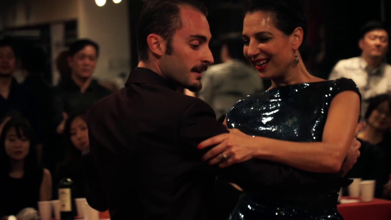 Maria Filali y Gianpiero Ya Galdi welcome milonga in Evening Tea Milonga - Luna de plata