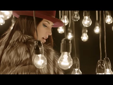 Video thumbnail for Chica Loca