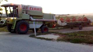 preview picture of video 'Claas Dominator 128 & Claas Lexion 540 Olaszfalu 2013-07-23-636'