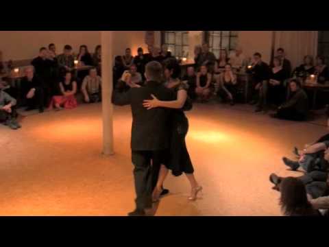  Ramiro Gigliotti  and  Elina Roldan  are  dancing  to  the  tango  "  Maipo  "