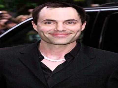 angelina jolie kisses brother