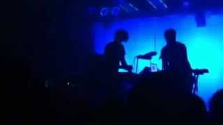 SBTRKT - "Hold On" Atlanta 3/22/12 [Clip]