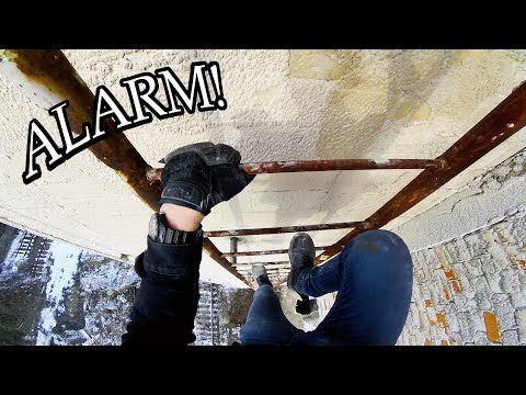 UCIECZKA PRZED OCHRONĄ - Fabryka "białego proszku" | Urbex POV