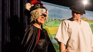 Teatrzyk 'Kot w butach' w ostrowskim kinie (zdjęcia, wideo)